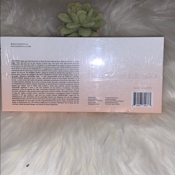💥SOLD 💥GRACE & STELLA Rose Quartz Facial Roller - Picture 5 of 8